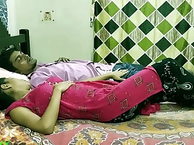 Hot indian wife increased by weak husband penis strong nehi hota caught in establish discontinue cam