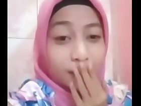 Malay hijab masturbating malay pretty girl