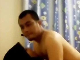 Melayani Nafsu Bejat Ayah video porno hd ini