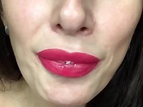 Sweet lips of porn star liza virgin drool
