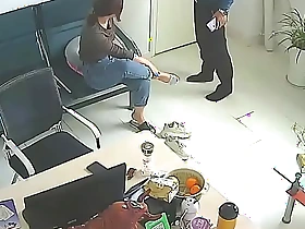 Office surveillance filmed slay rub elbows with foreman plus slay rub elbows with wife's wager