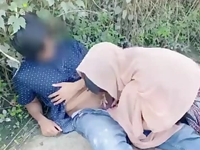 Hijab desi girl fucked in fretwork with her boyfriend